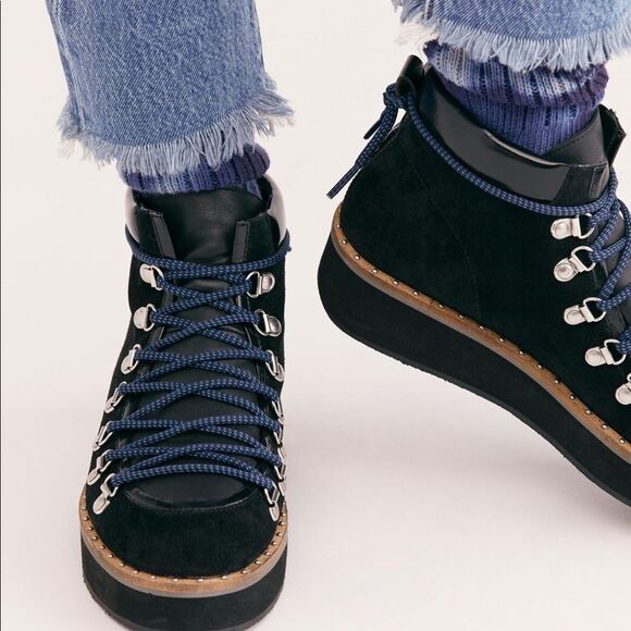 NEW Free People Durango Platform Hiker Cabin Lace Up Ankle Boots